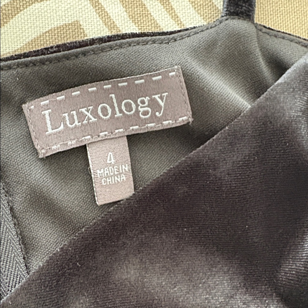 LUXOLOGY black/gold midi dress - Picture 2 of 9